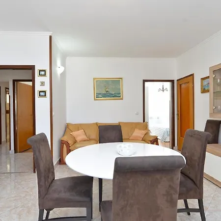 Fuer 4 Personen Ca 65 Qm In Rovinj, Istrien Istrische Riviera
